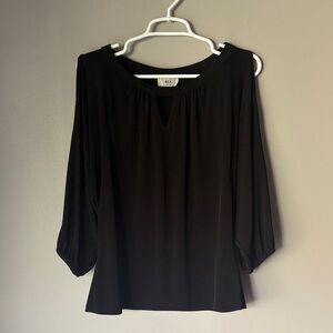 ECI Black Keyhole 3/4 Sleeve Blouse